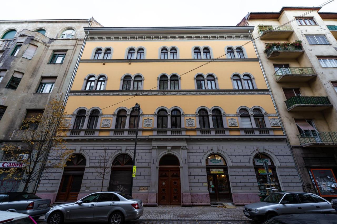 Palace Quarter Suite Budapest Exteriör bild