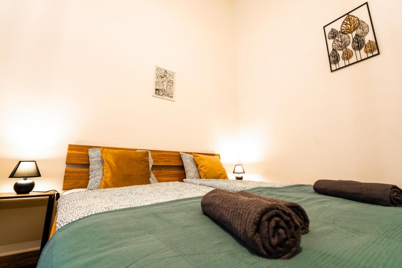 Palace Quarter Suite Budapest Exteriör bild