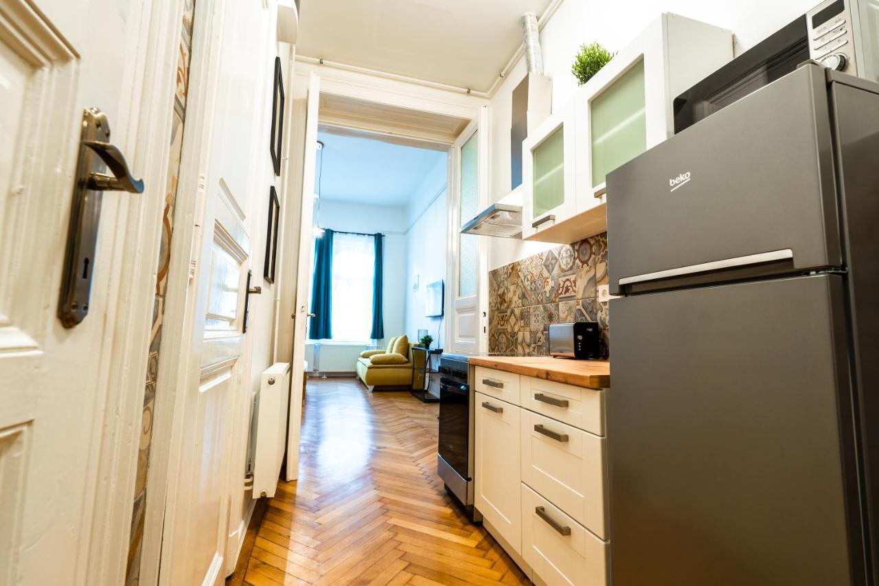 Palace Quarter Suite Budapest Exteriör bild